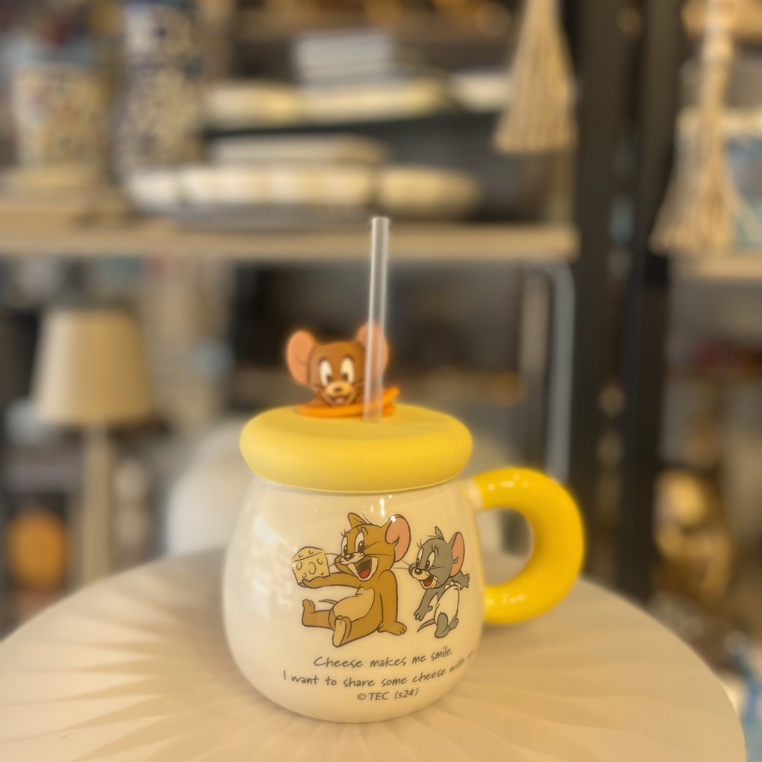 Garduations (1080 x 1080 px) (14) Tom & Jerry Mug - Yellow - Image 1